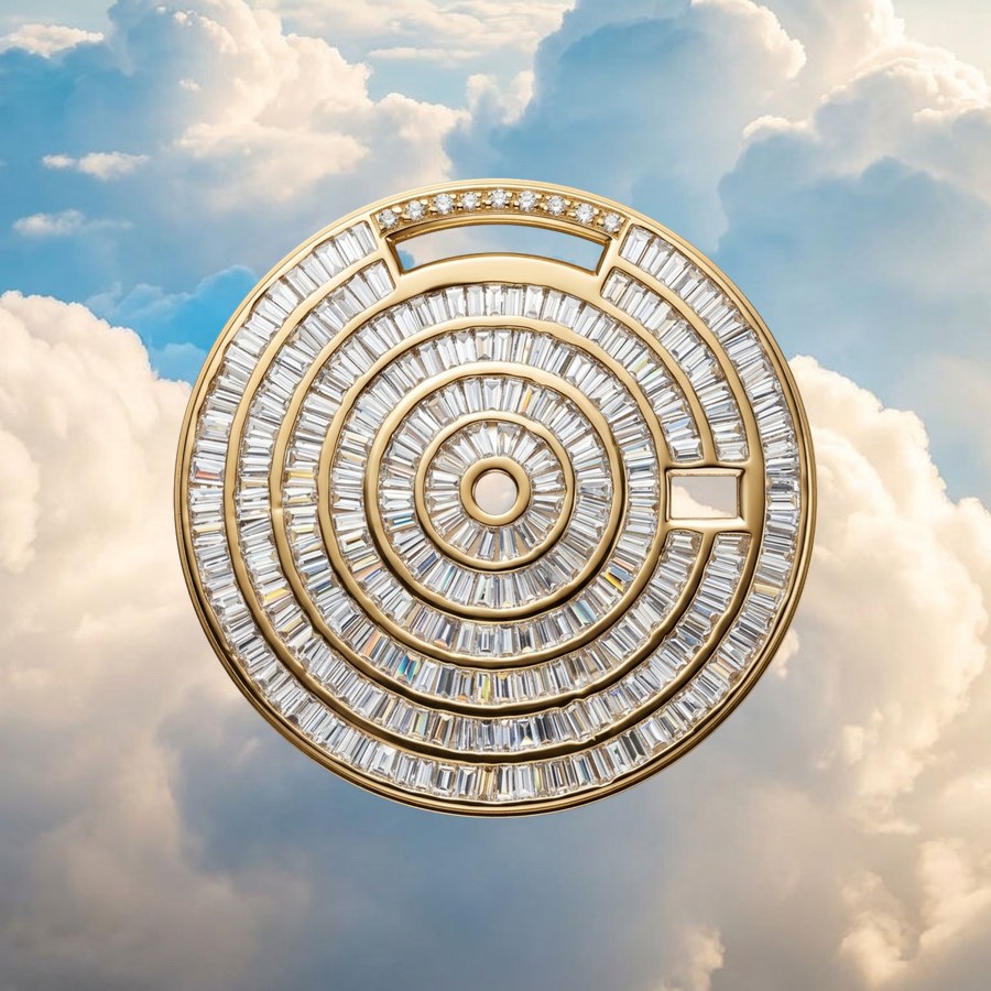 The Diamond Orbit — a $10,000 ball marker in gold set with concentric rings of baguette diamonds, from the Luxury Ball Marks High Roller Room